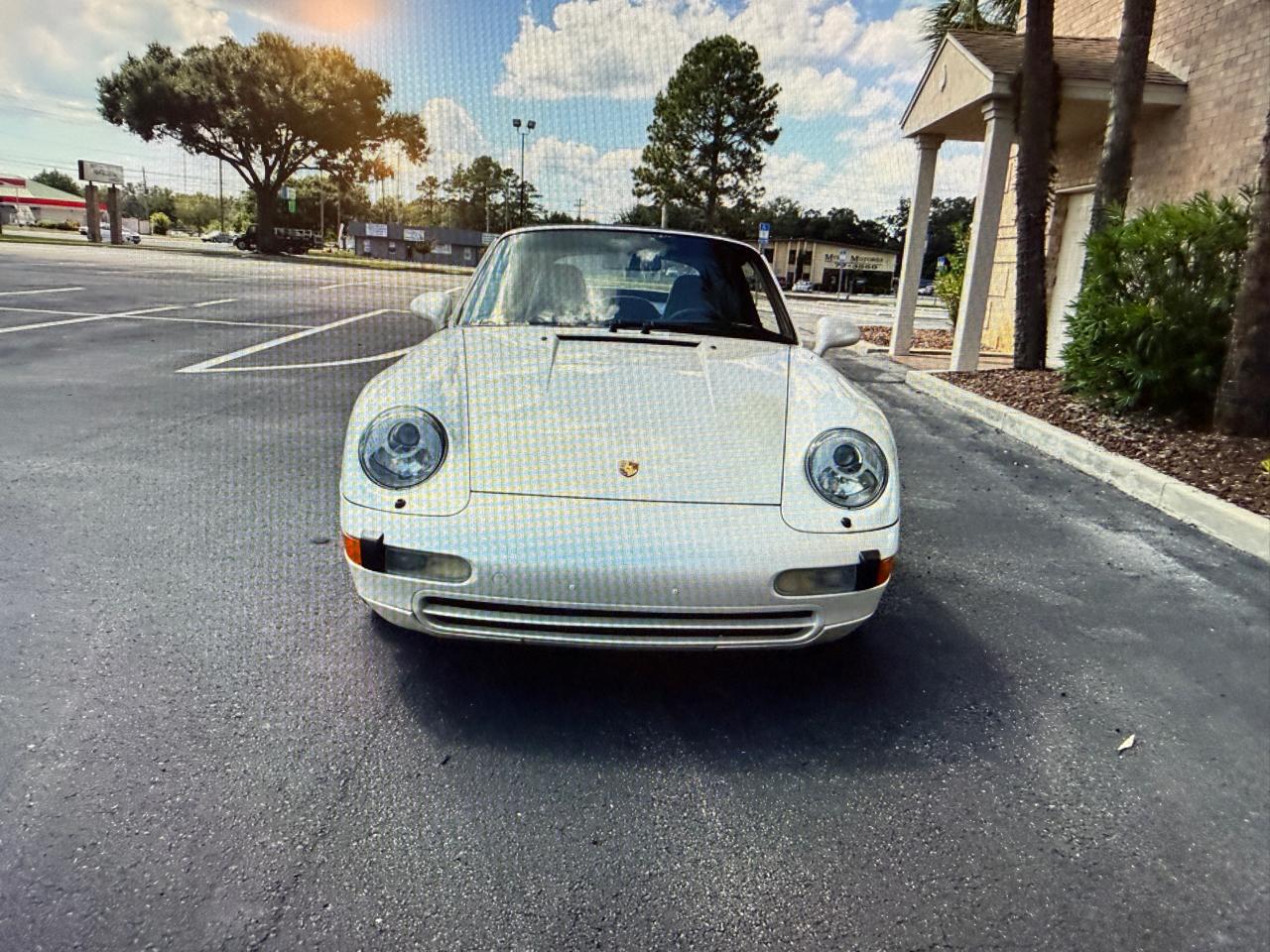 Porsche 911 Carrera Cabriolet 1995