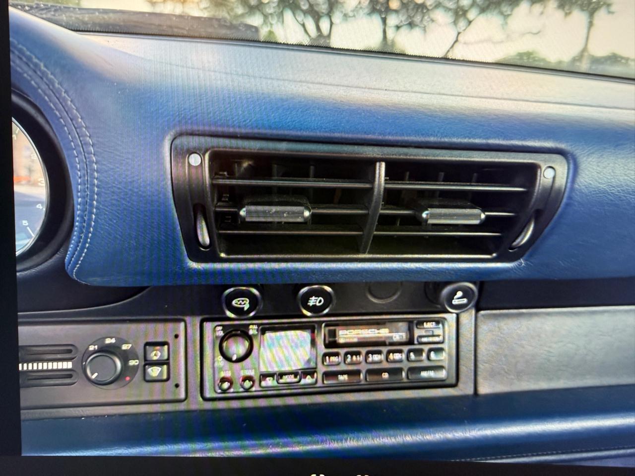 Porsche 911 Carrera Cabriolet 1995