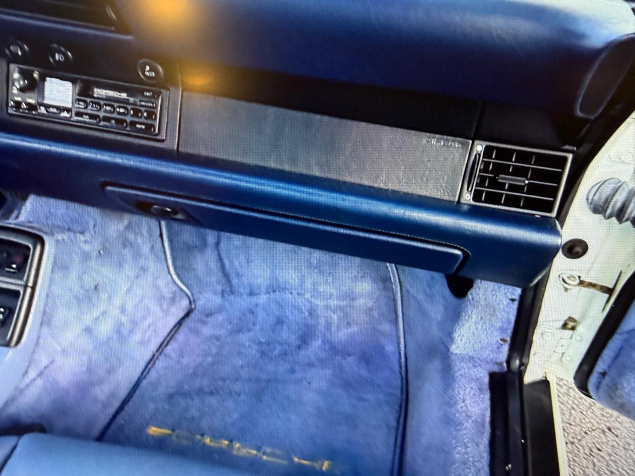 Porsche 911 Carrera Cabriolet 1995