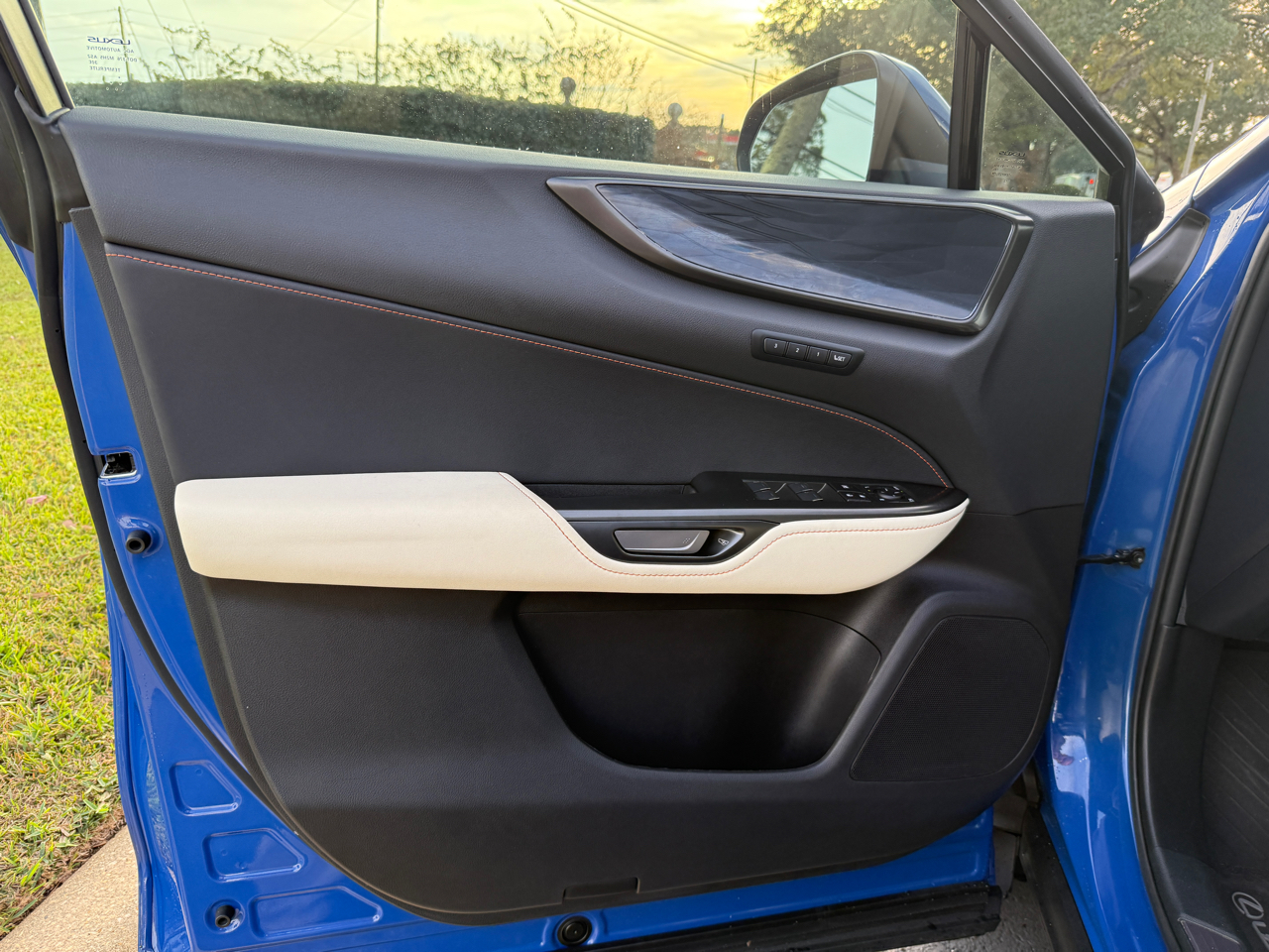 Lexus NX 250 Premium 2023