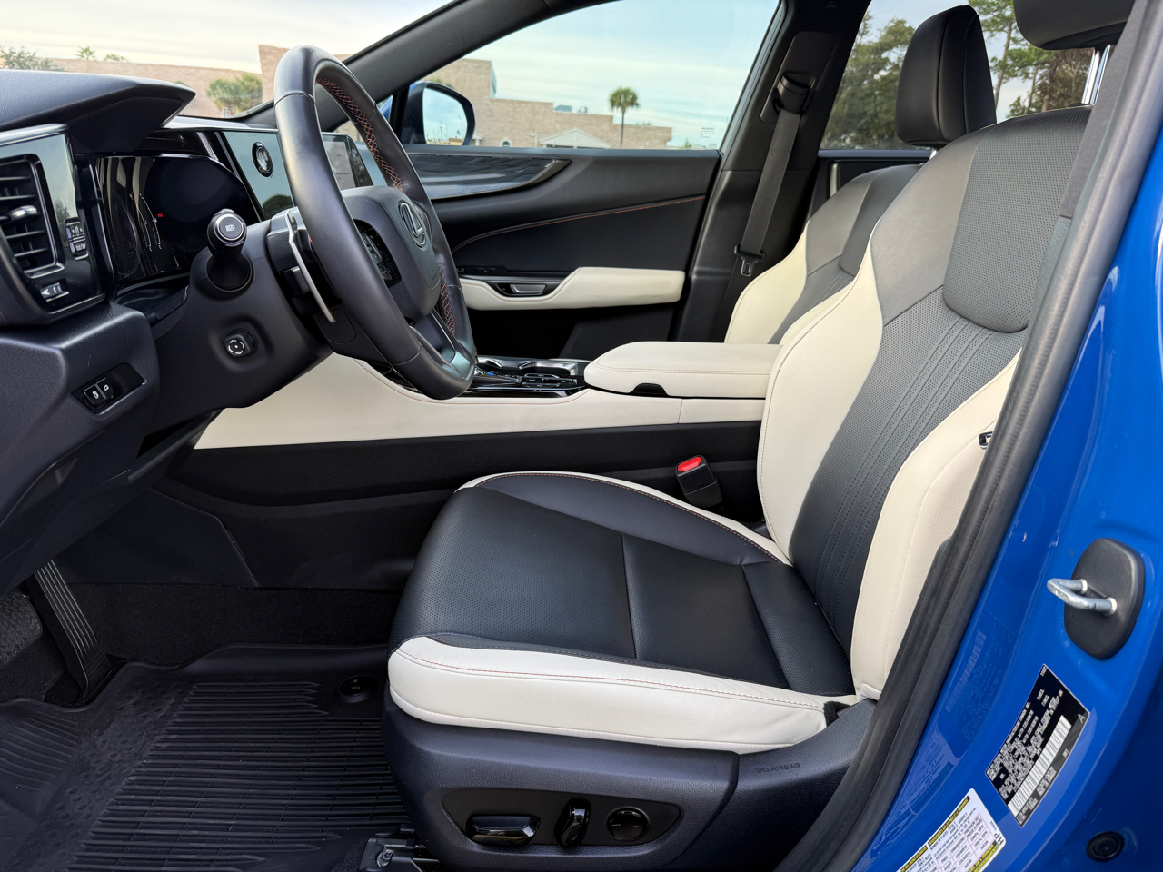 Lexus NX 250 Premium 2023