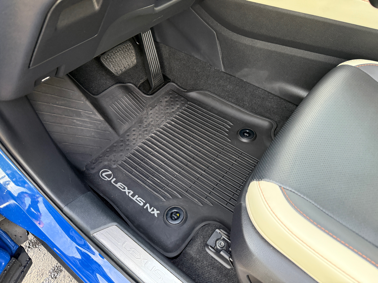 Lexus NX 250 Premium 2023