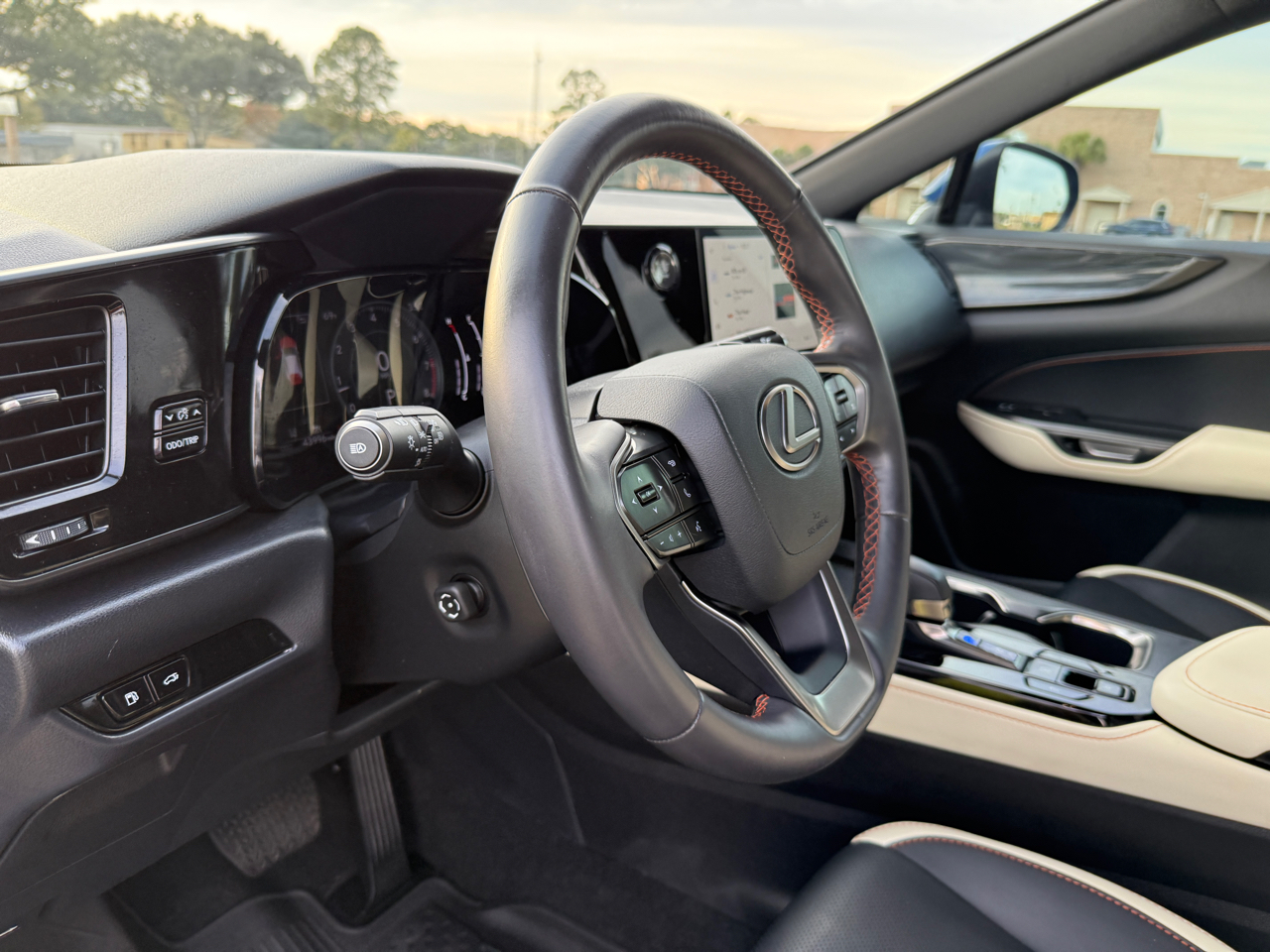 Lexus NX 250 Premium 2023