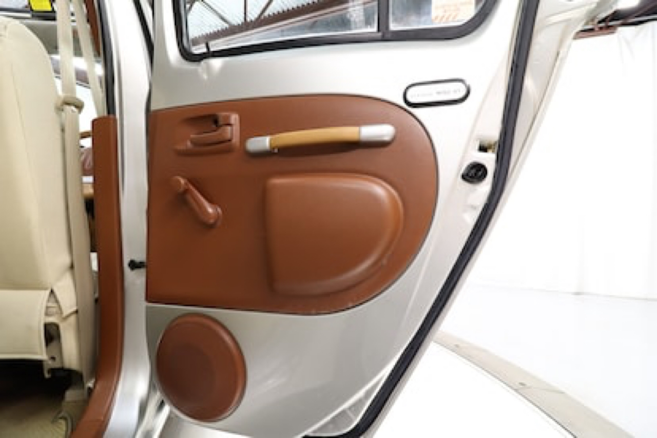 Toyota Van Wagon  2000