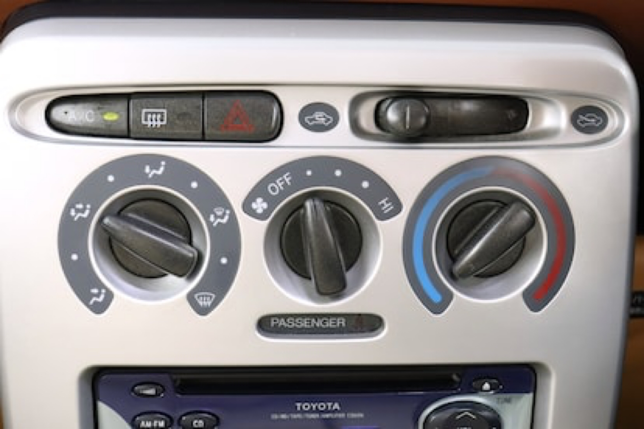 Toyota Van Wagon  2000