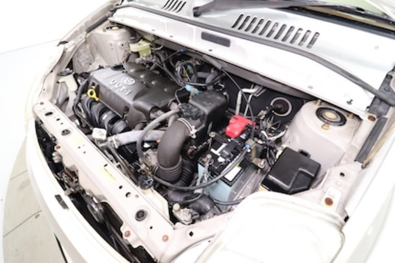 Toyota Van Wagon  2000