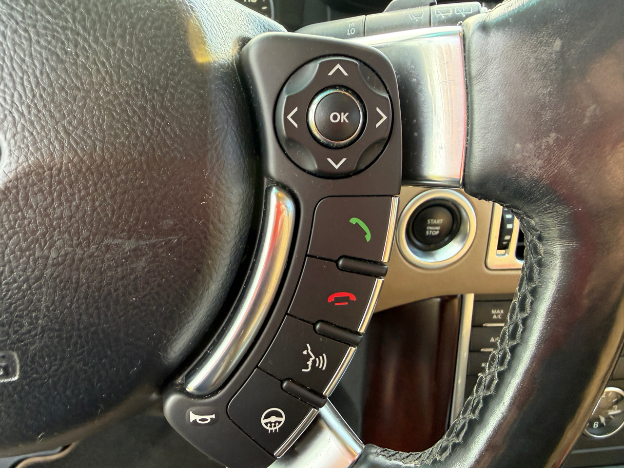 Land Rover Range Rover HSE 2012