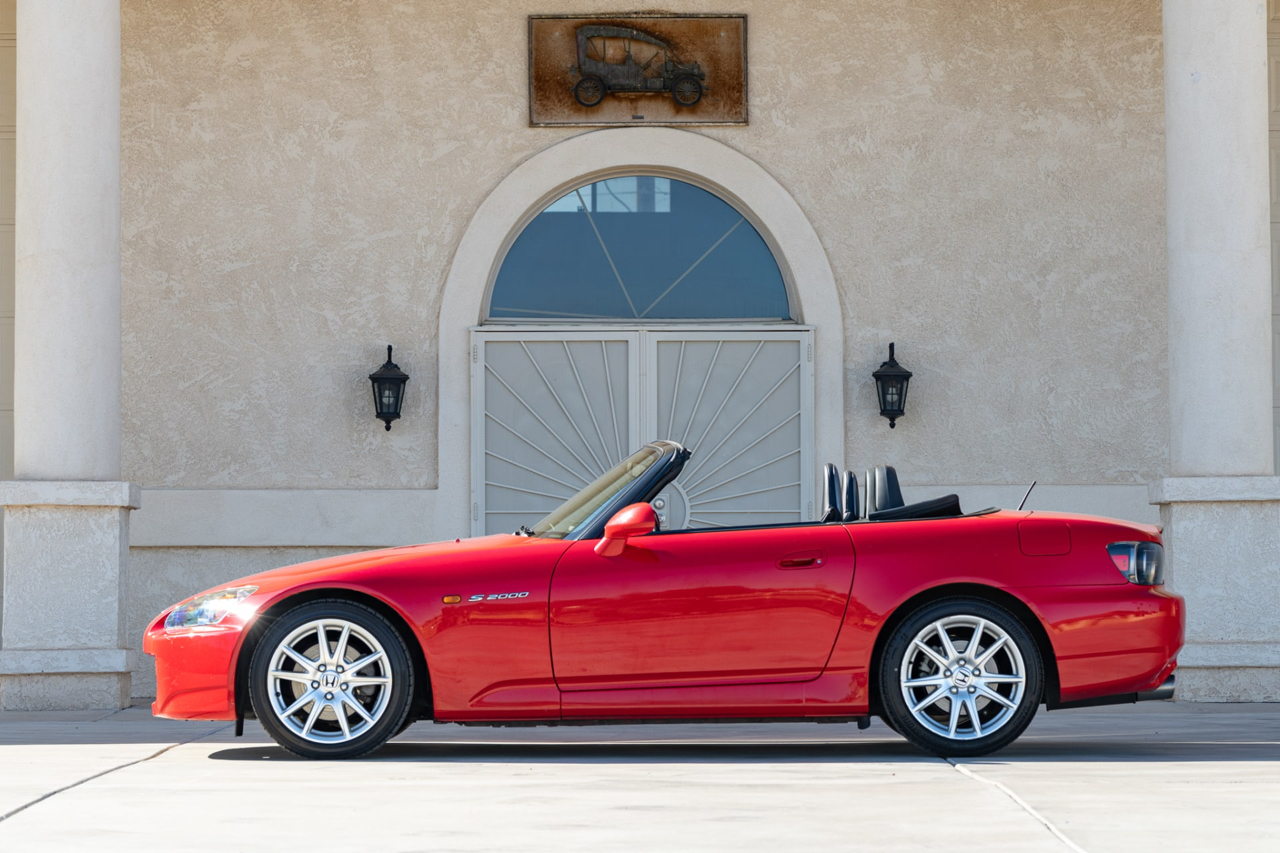 Honda S2000 Roadster 2004