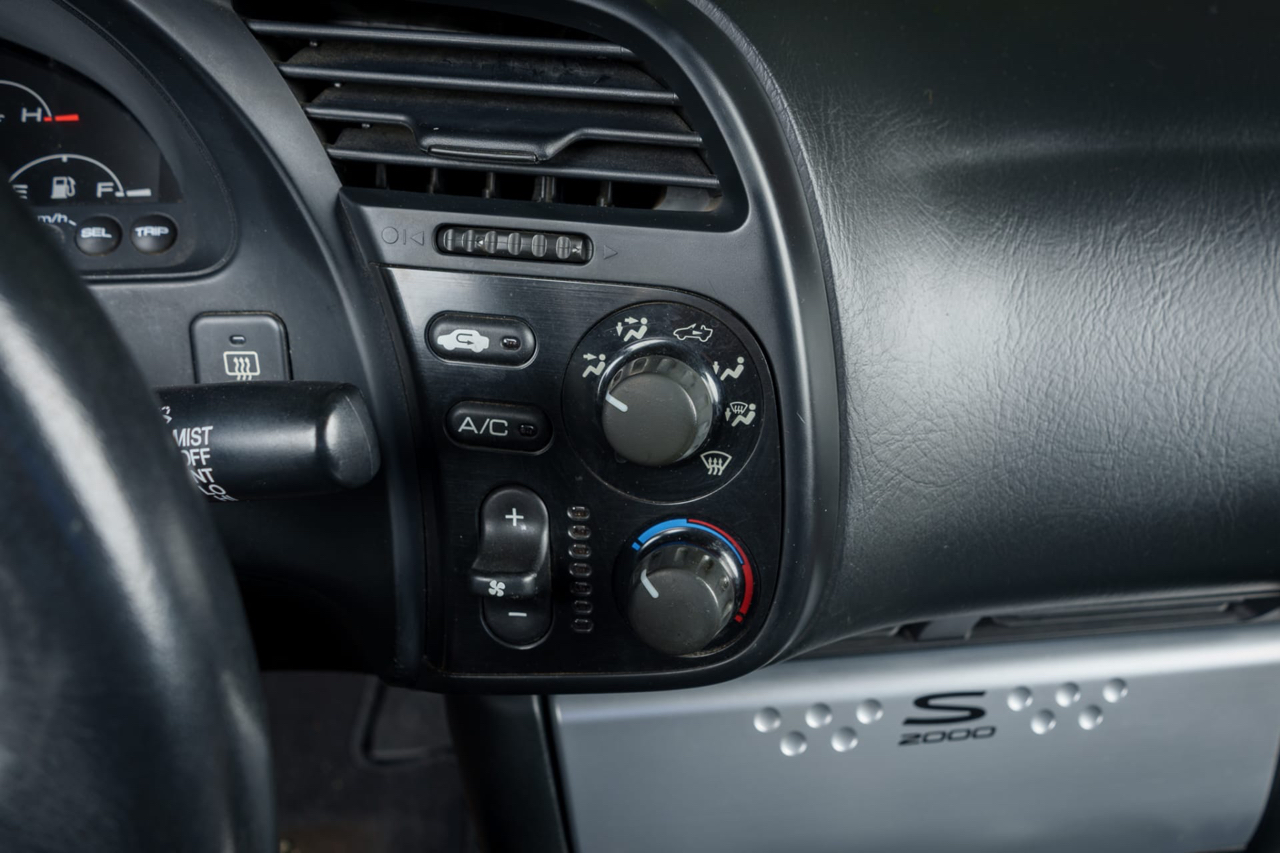 Honda S2000 Roadster 2004