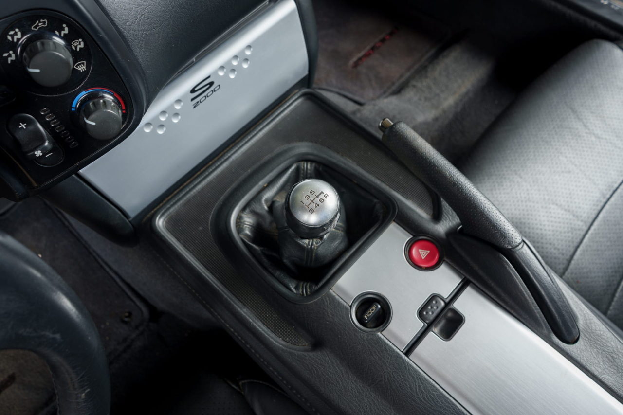 Honda S2000 Roadster 2004