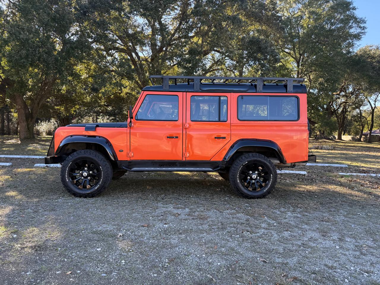Land Rover Defender 110 4-Door 4WD 1987