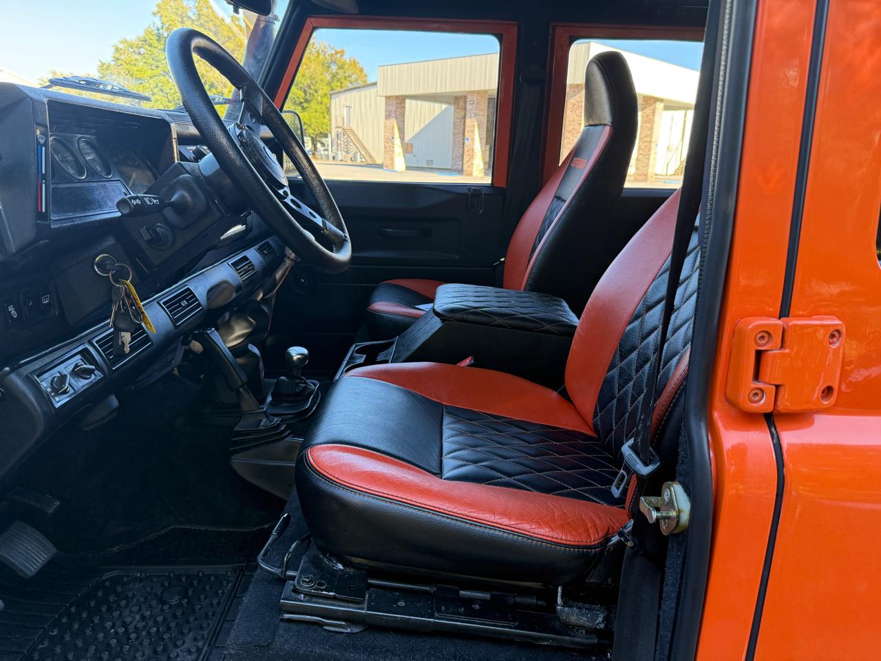 Land Rover Defender 110 4-Door 4WD 1987