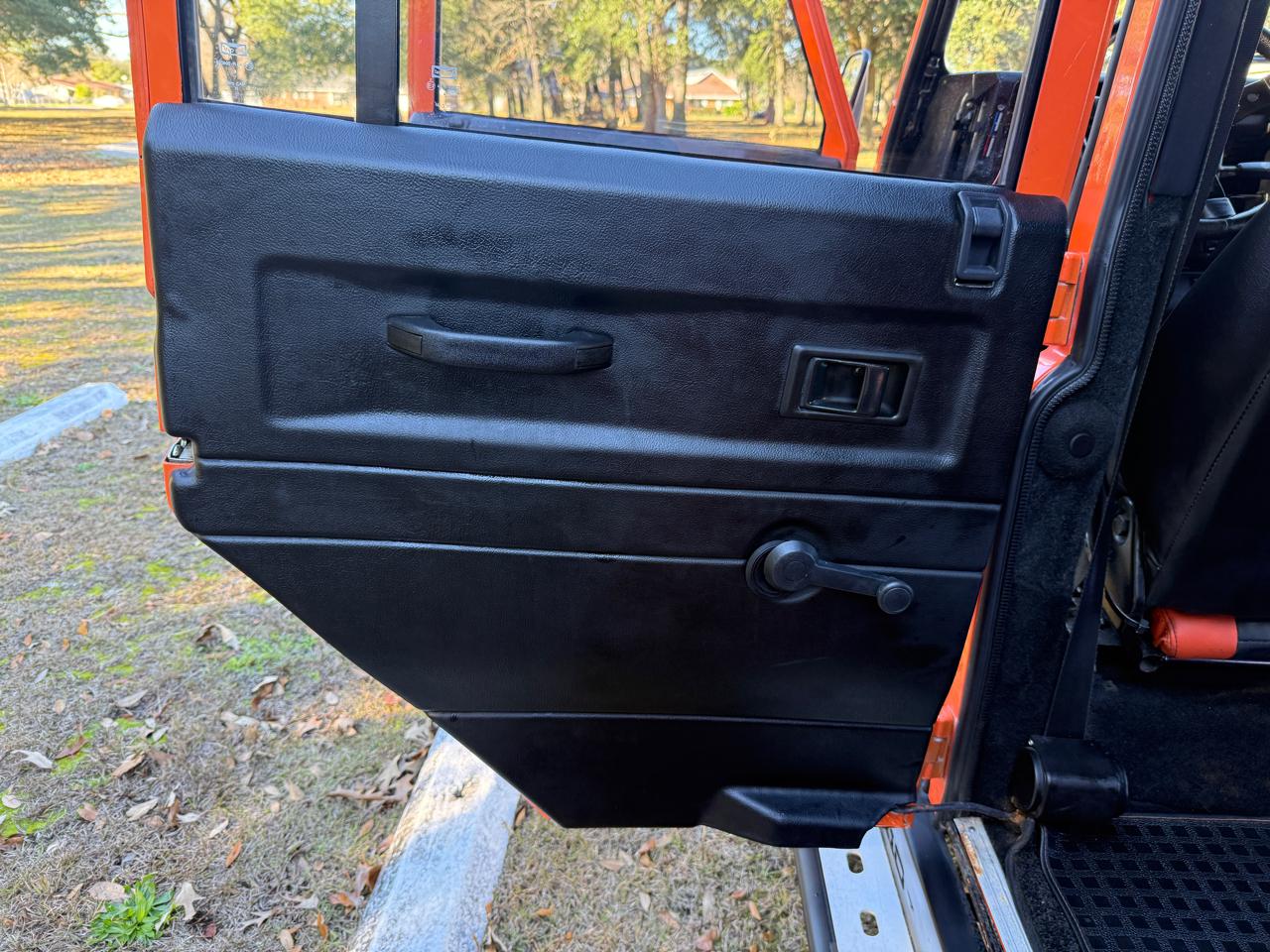 Land Rover Defender 110 4-Door 4WD 1987