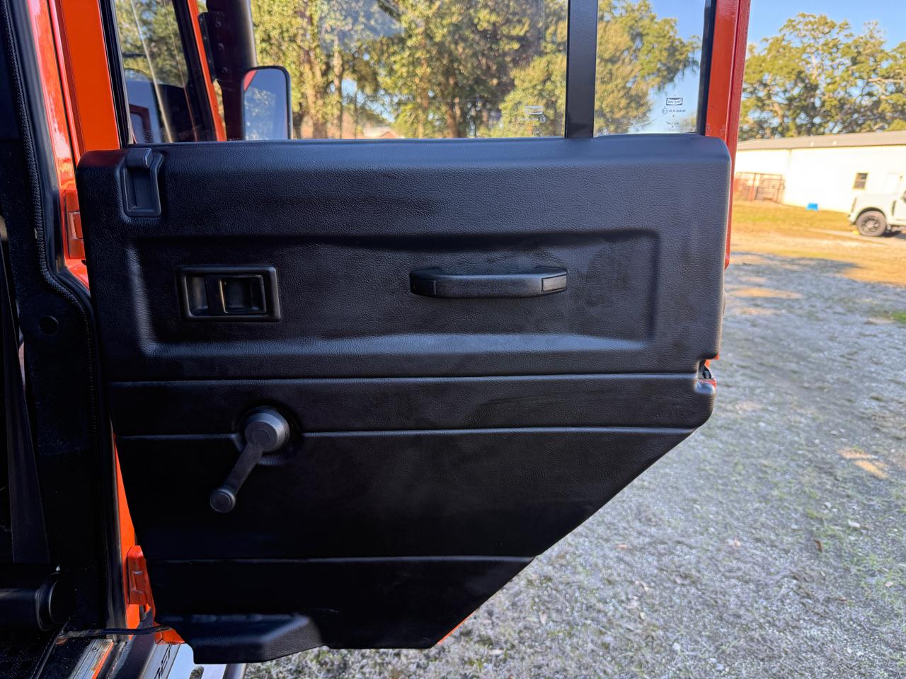 Land Rover Defender 110 4-Door 4WD 1987