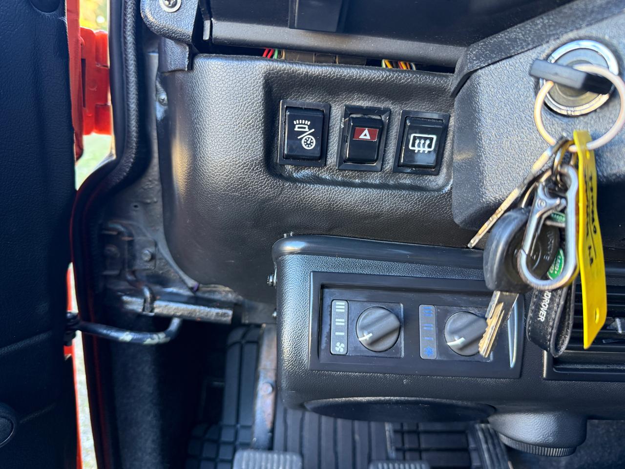 Land Rover Defender 110 4-Door 4WD 1987