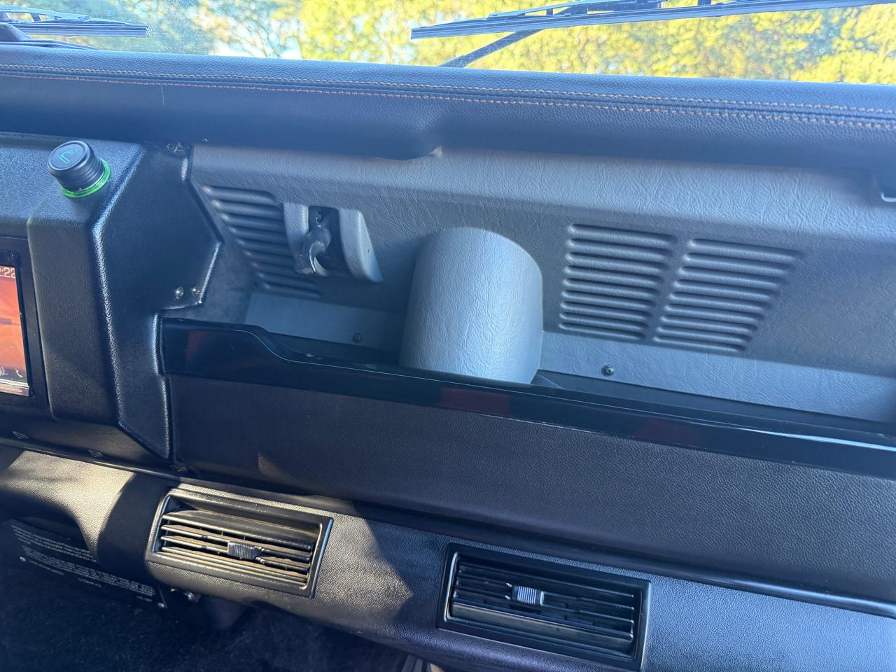 Land Rover Defender 110 4-Door 4WD 1987