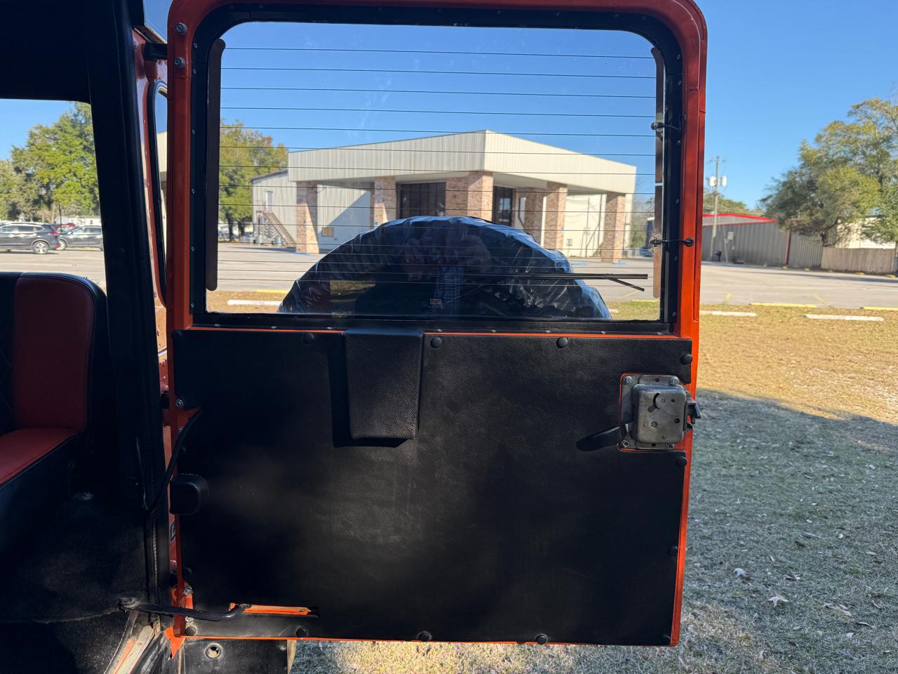 Land Rover Defender 110 4-Door 4WD 1987