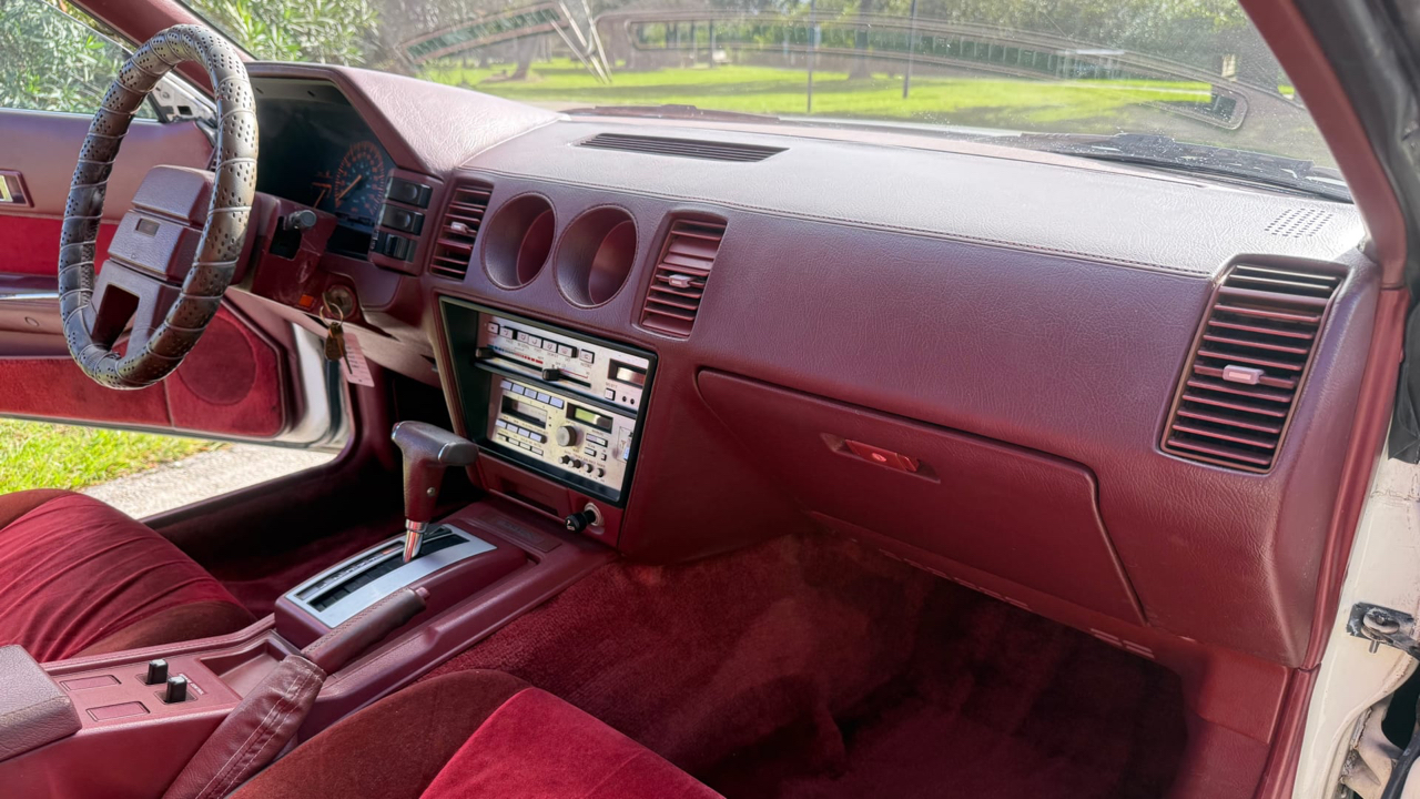 Nissan 300ZX Base 1985