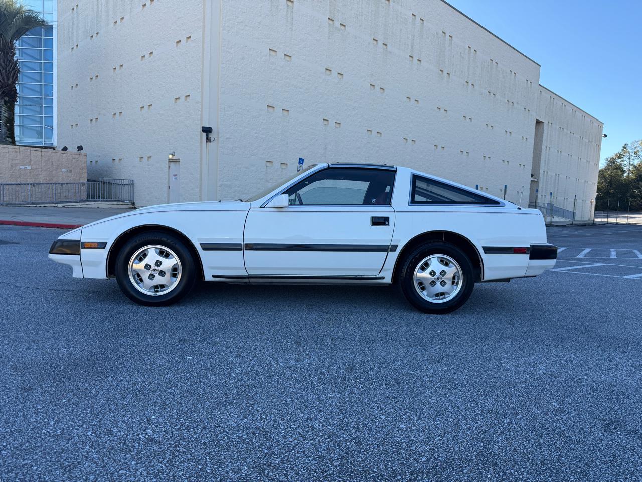 Nissan 300ZX Base 1985