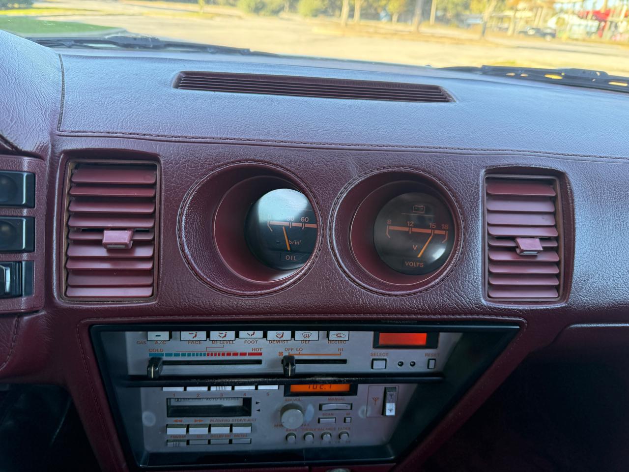 Nissan 300ZX Base 1985