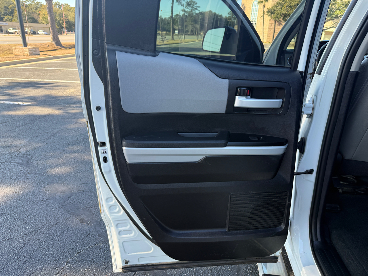 Toyota Tundra Limited 5.7L Double Cab 2WD 2020