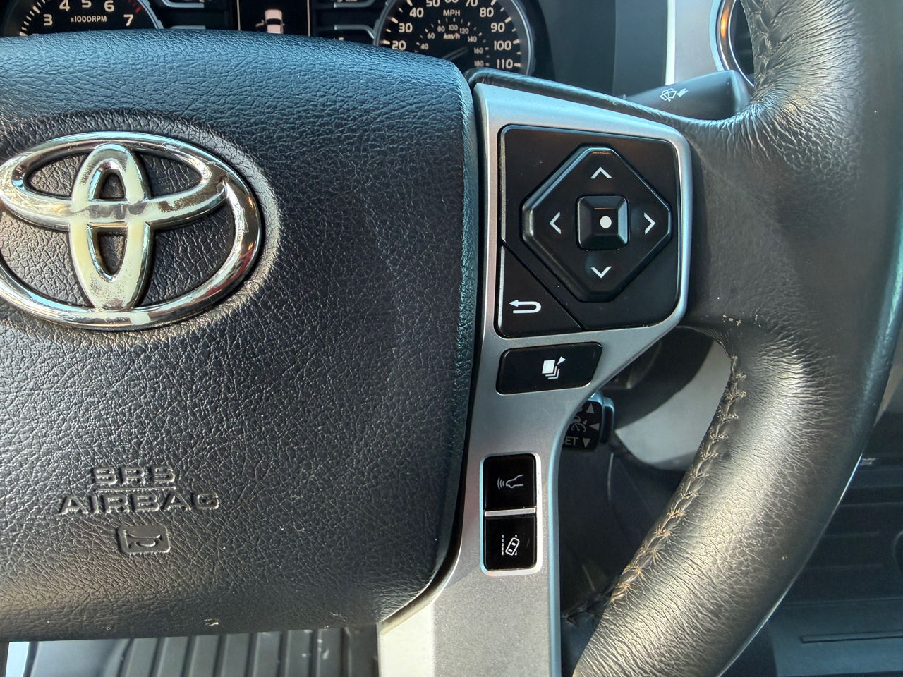 Toyota Tundra Limited 5.7L Double Cab 2WD 2020