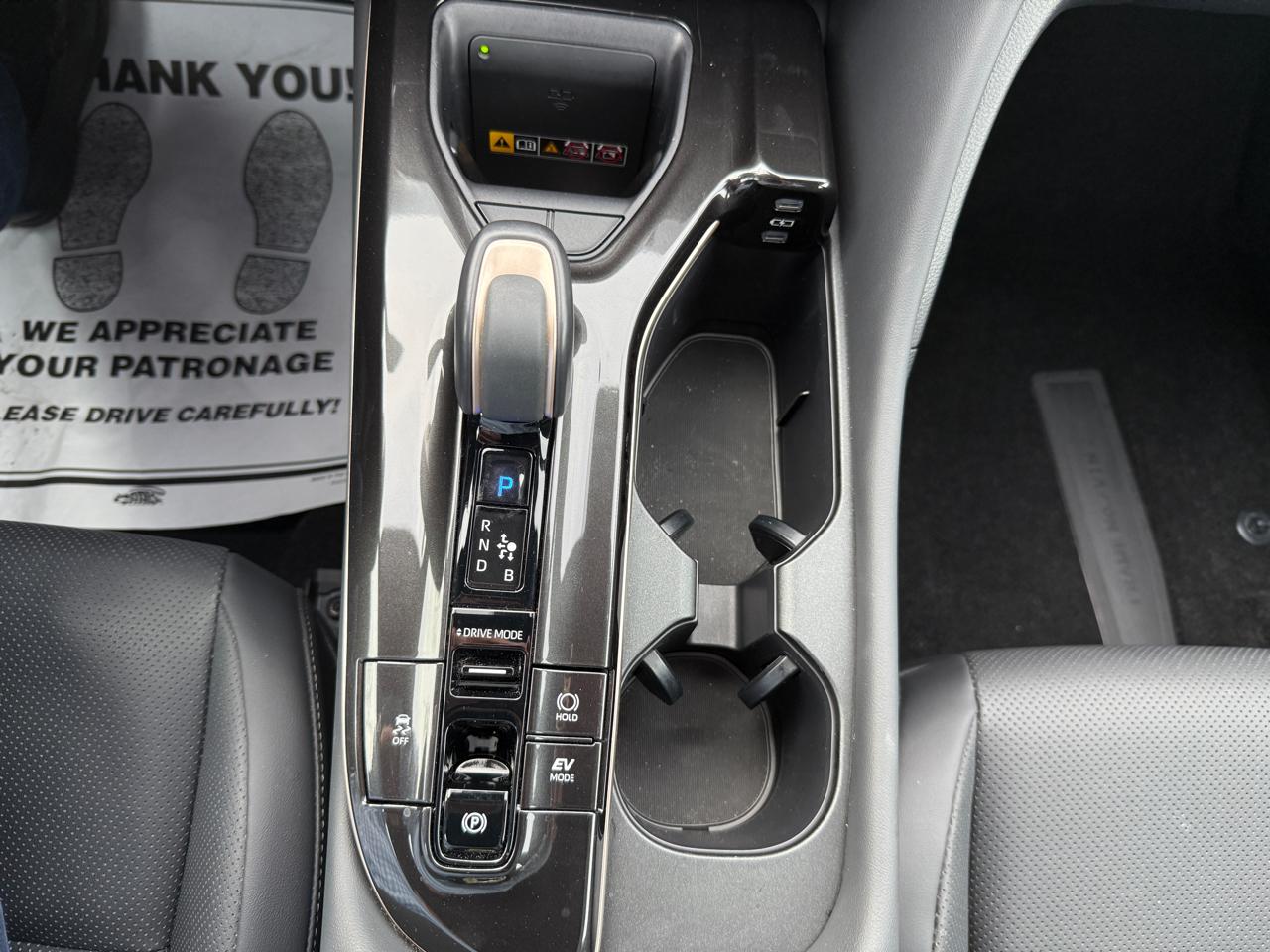 Toyota Crown XLE 2025