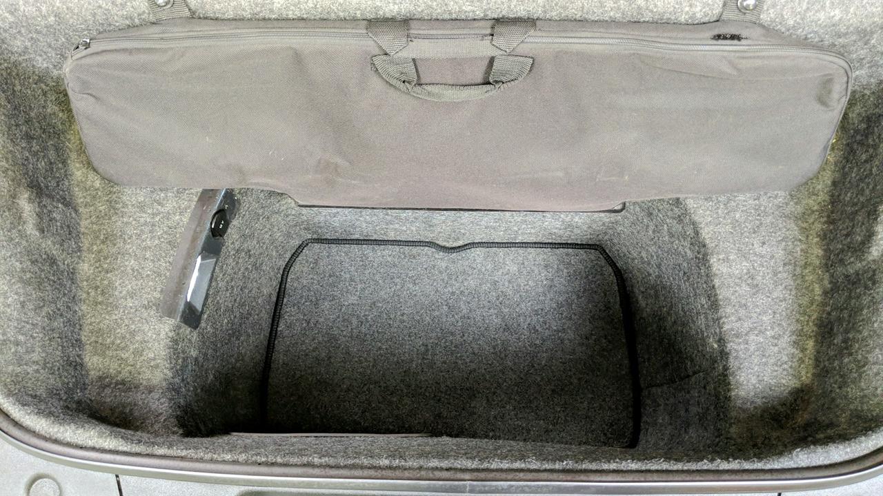 Audi R8 V8 quattro 7A 2015