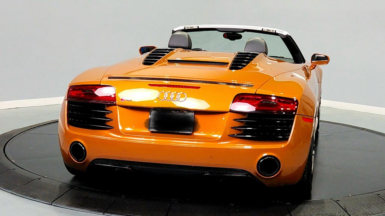 Audi R8 V8 quattro 7A 2015