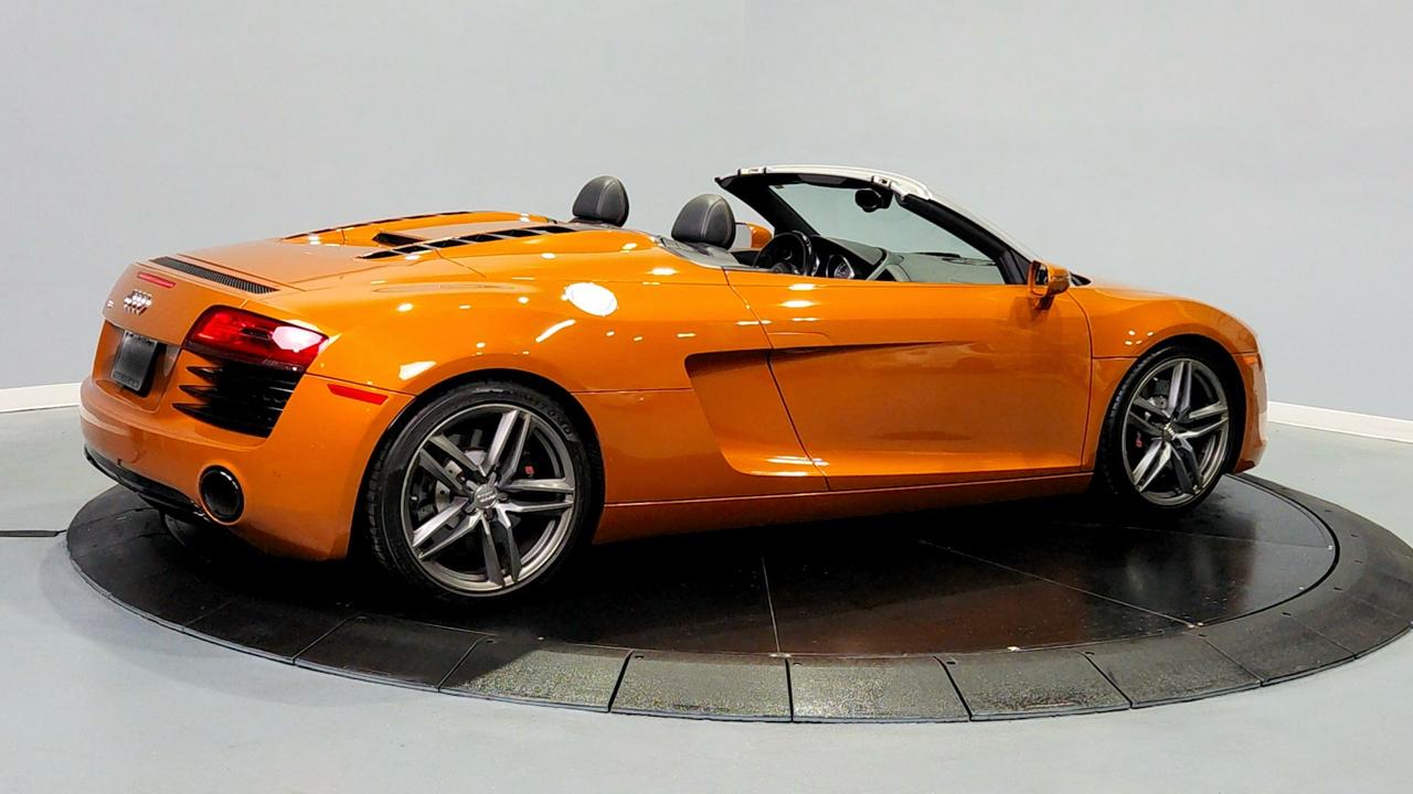 Audi R8 V8 quattro 7A 2015