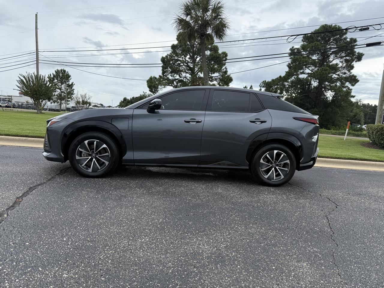Lexus RZ 450e Premium 2023