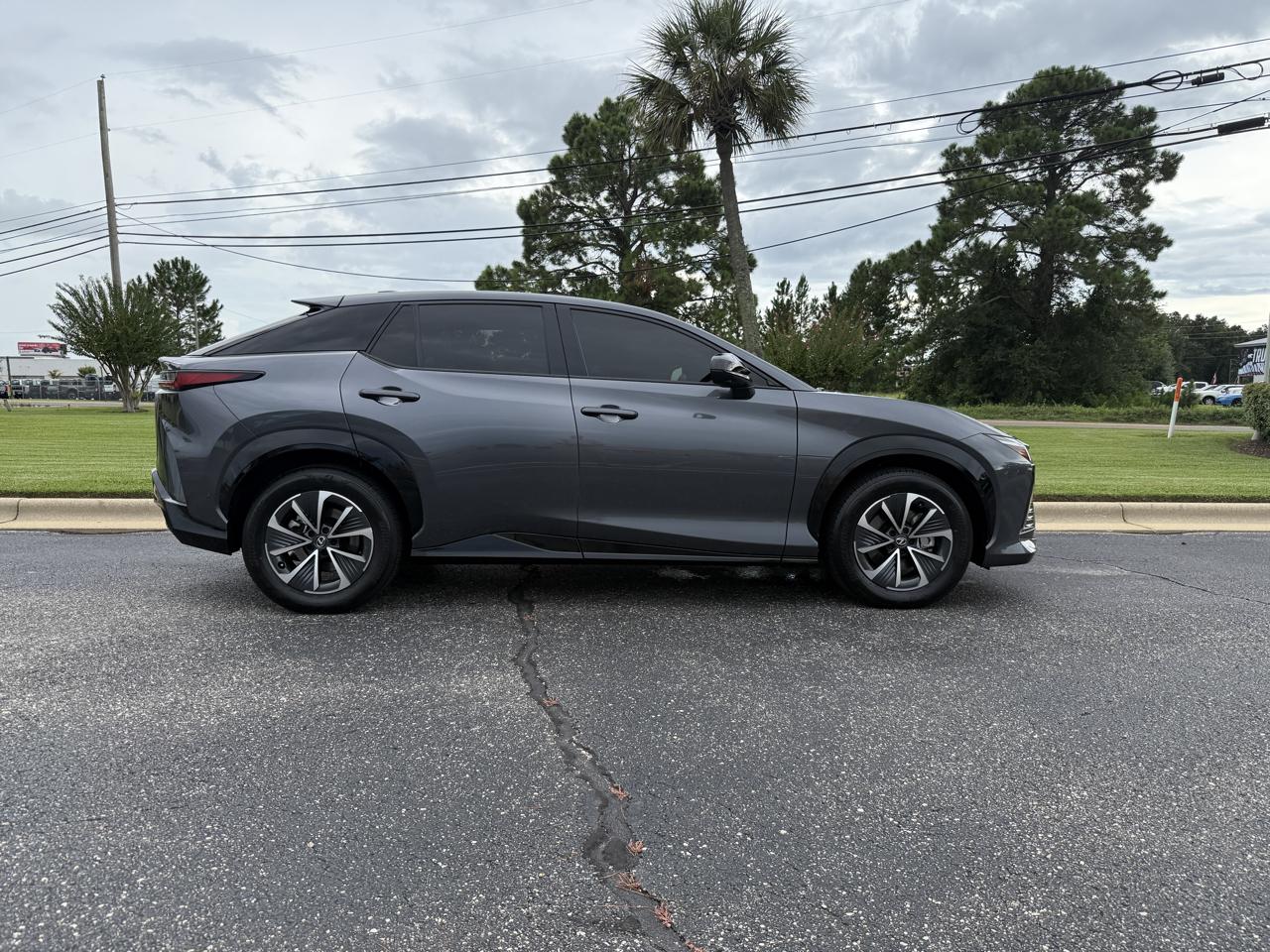 Lexus RZ 450e Premium 2023