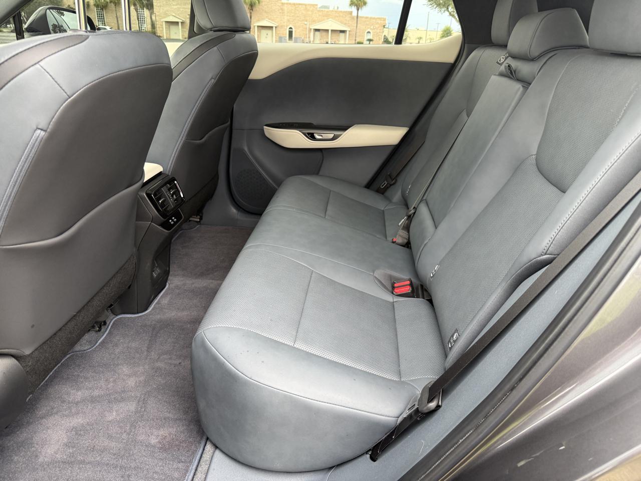 Lexus RZ 450e Premium 2023