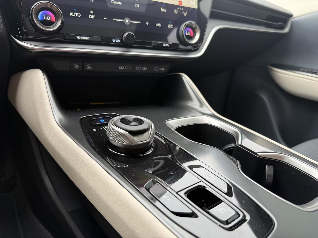 Lexus RZ 450e Premium 2023