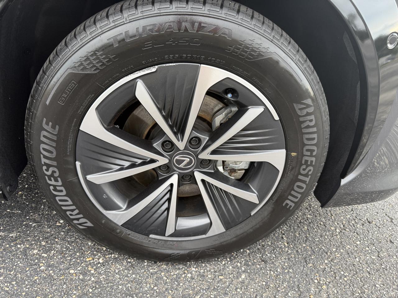 Lexus RZ 450e Premium 2023