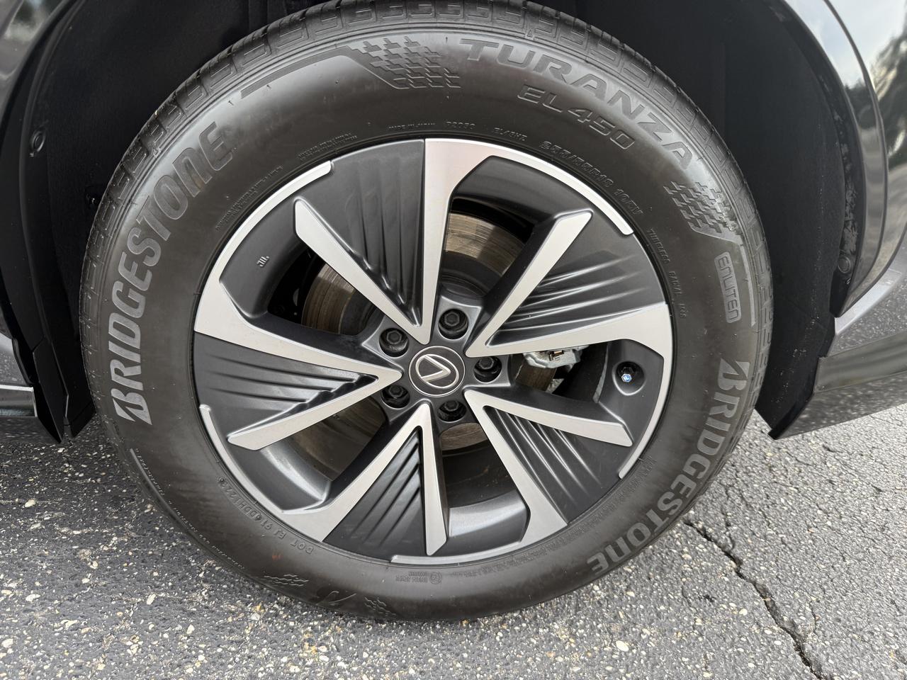 Lexus RZ 450e Premium 2023