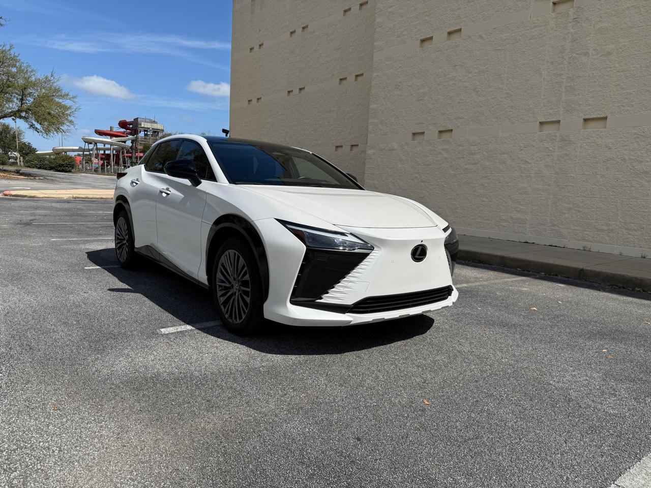 Lexus RZ 450e Premium 2023
