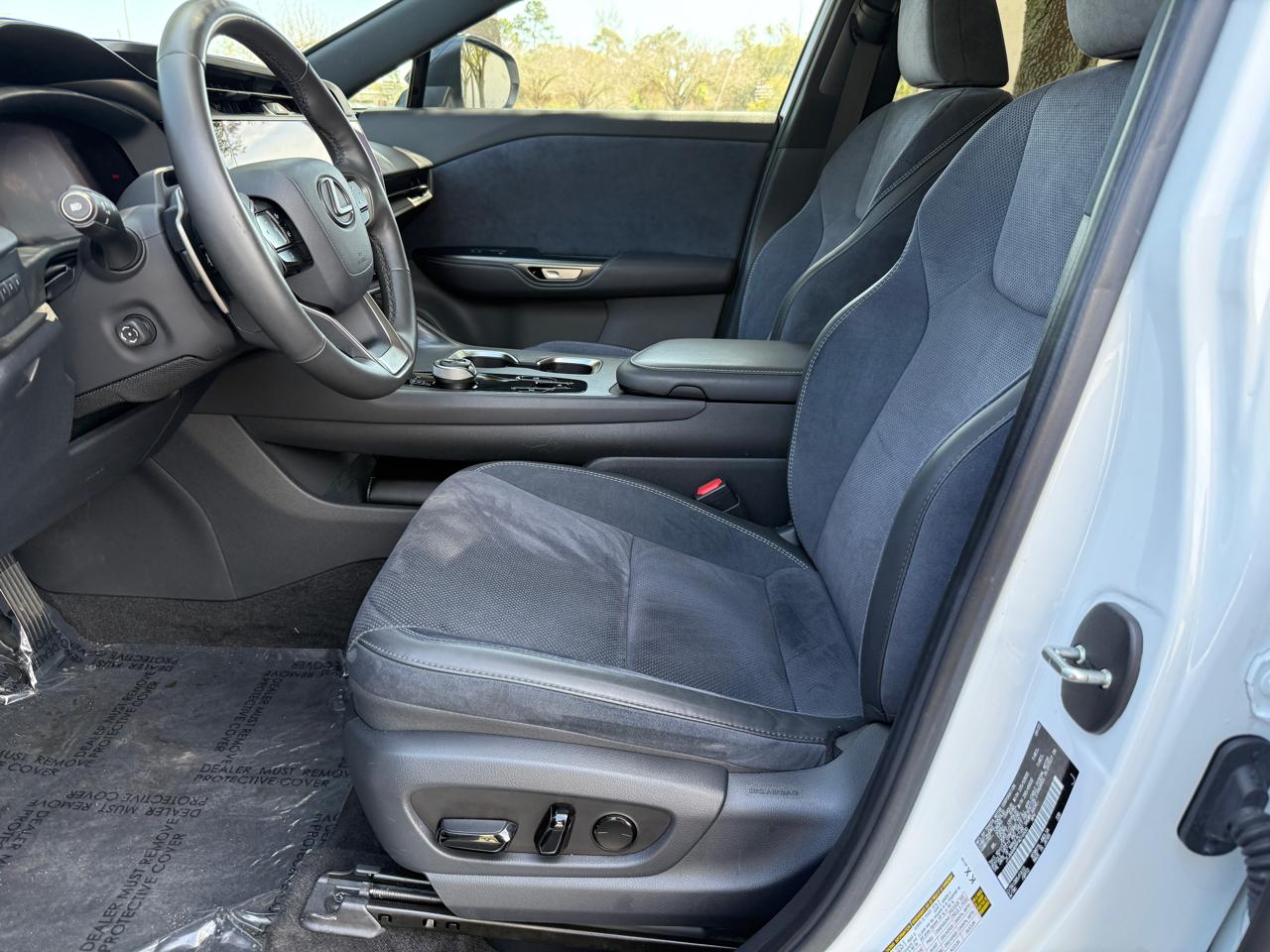 Lexus RZ 450e Premium 2023