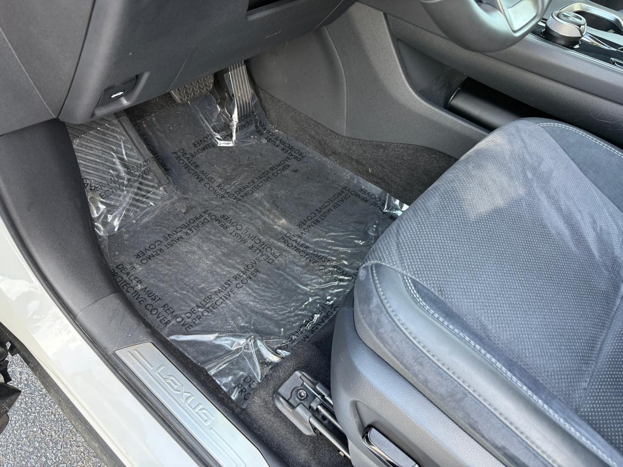 Lexus RZ 450e Premium 2023