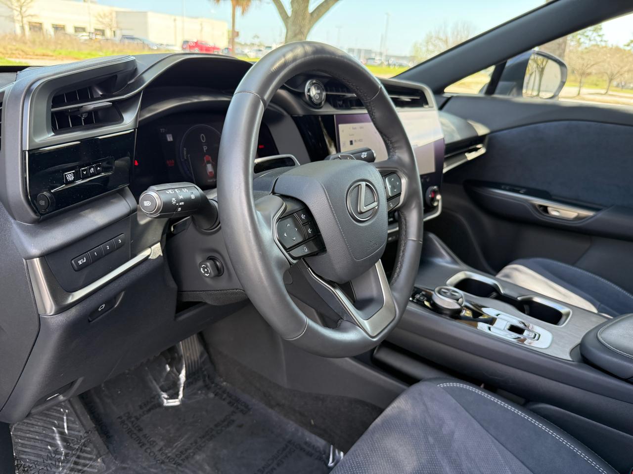 Lexus RZ 450e Premium 2023