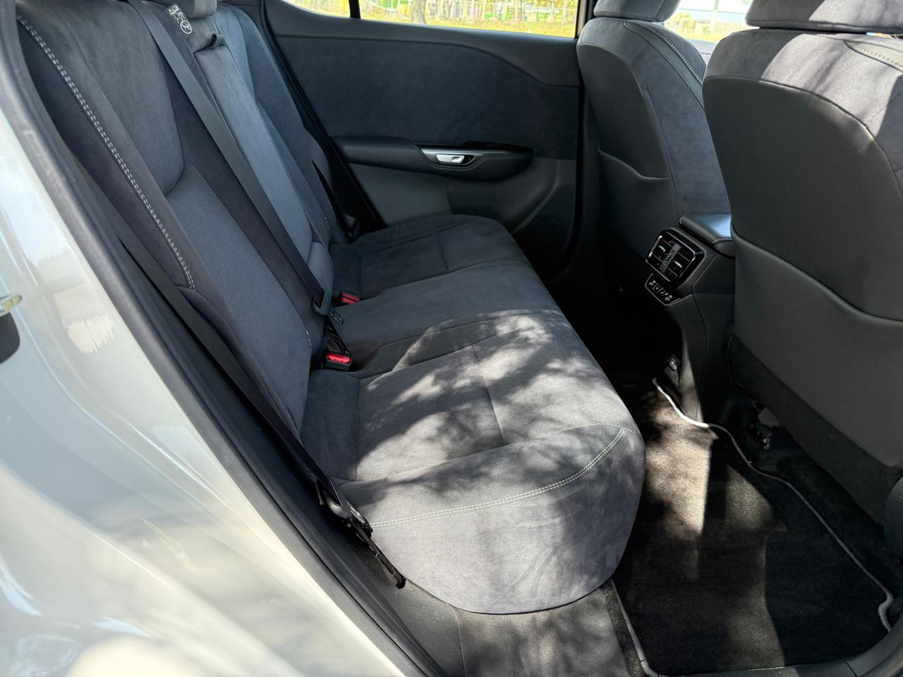 Lexus RZ 450e Premium 2023