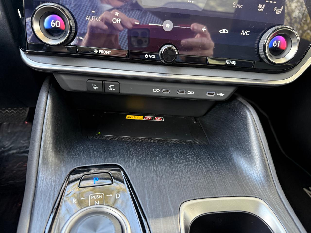 Lexus RZ 450e Premium 2023