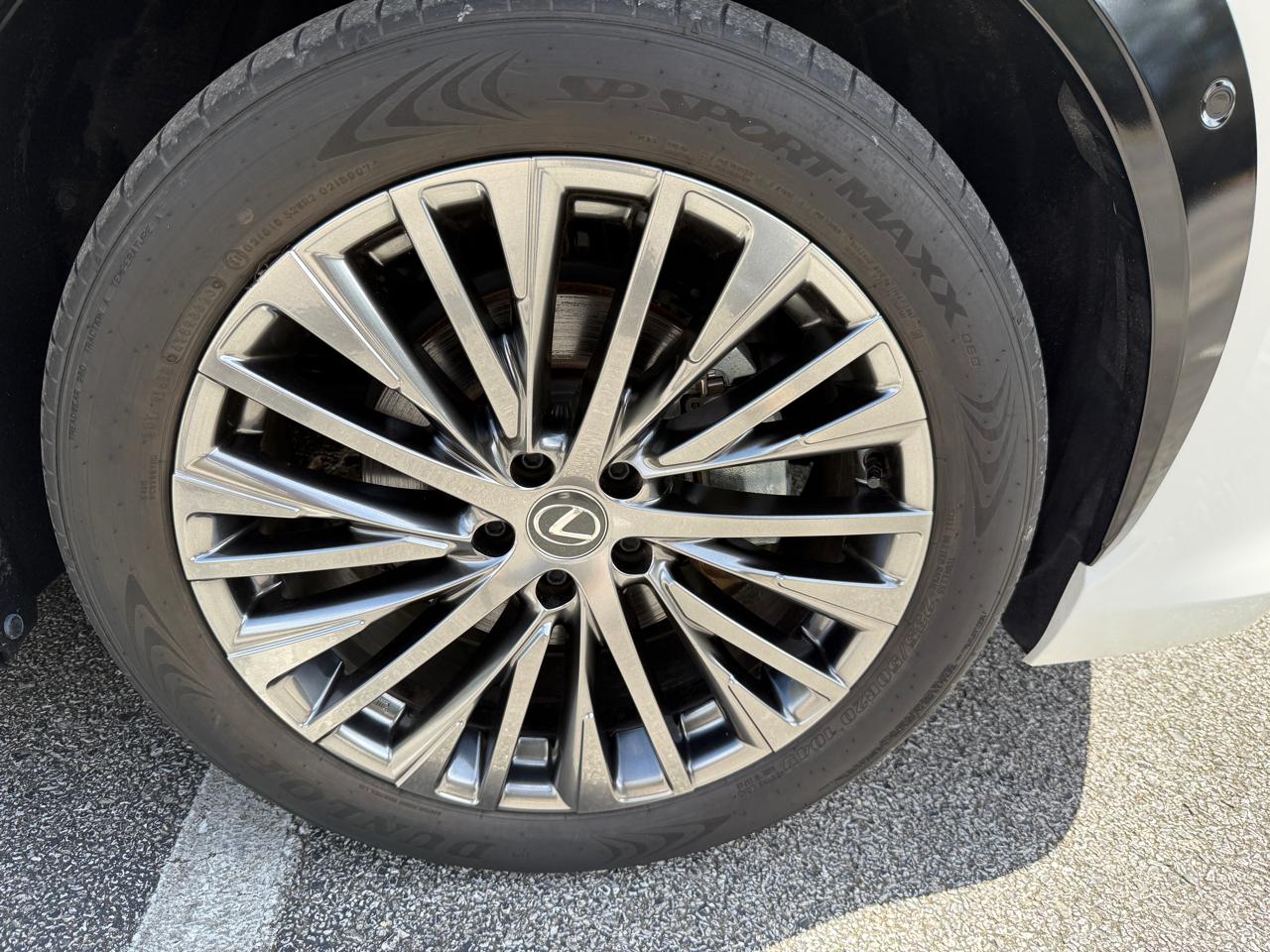 Lexus RZ 450e Premium 2023