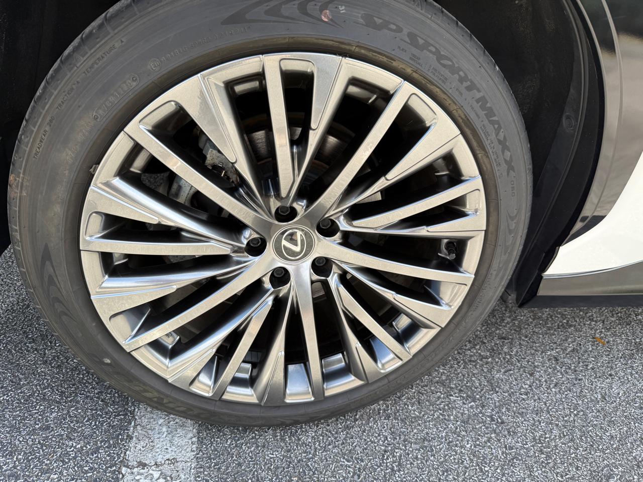 Lexus RZ 450e Premium 2023