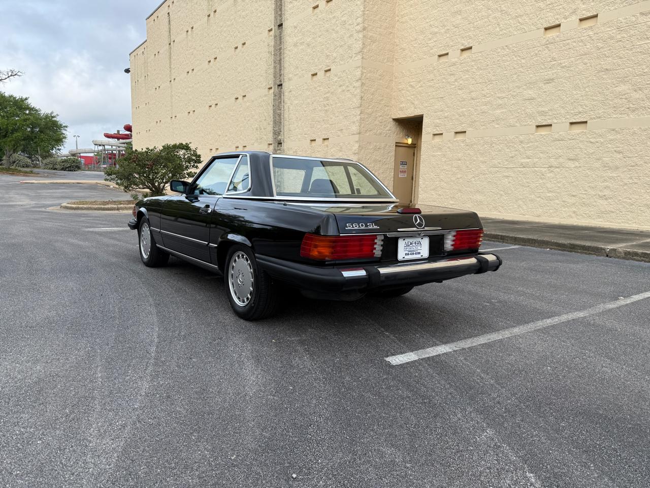 Mercedes-Benz 560 SL coupe 1989