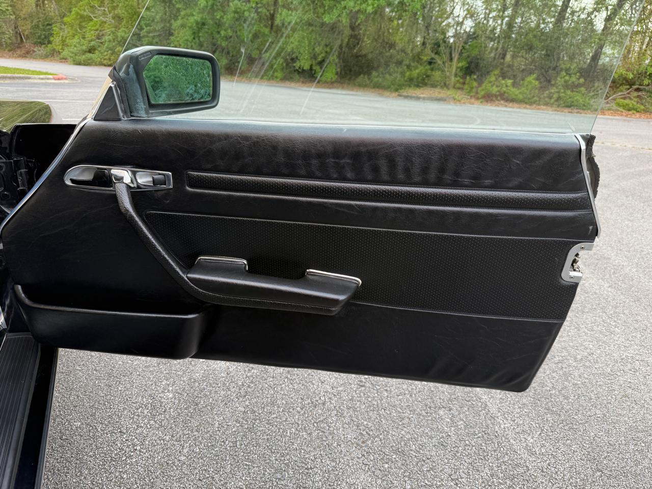 Mercedes-Benz 560 SL coupe 1989