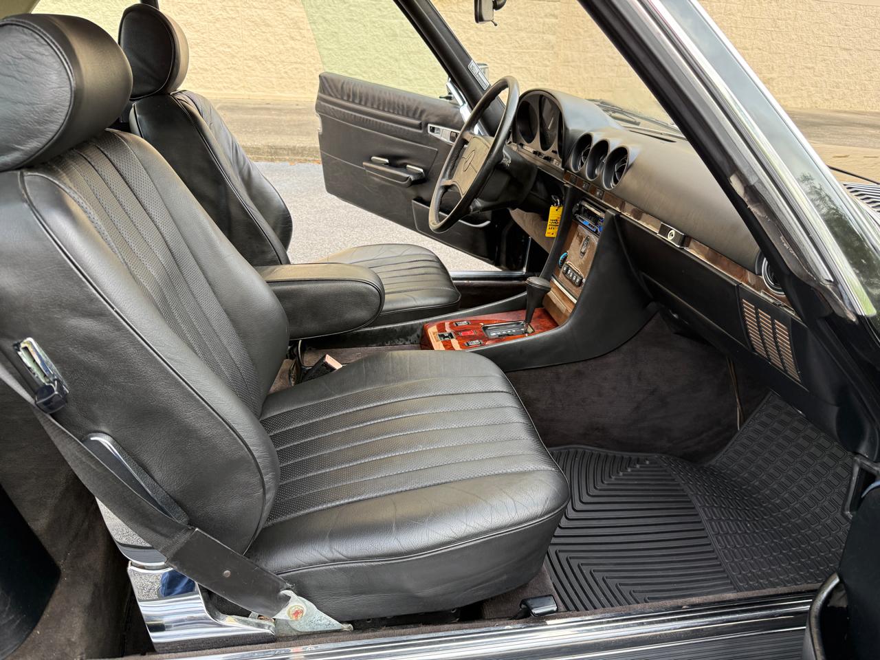 Mercedes-Benz 560 SL coupe 1989