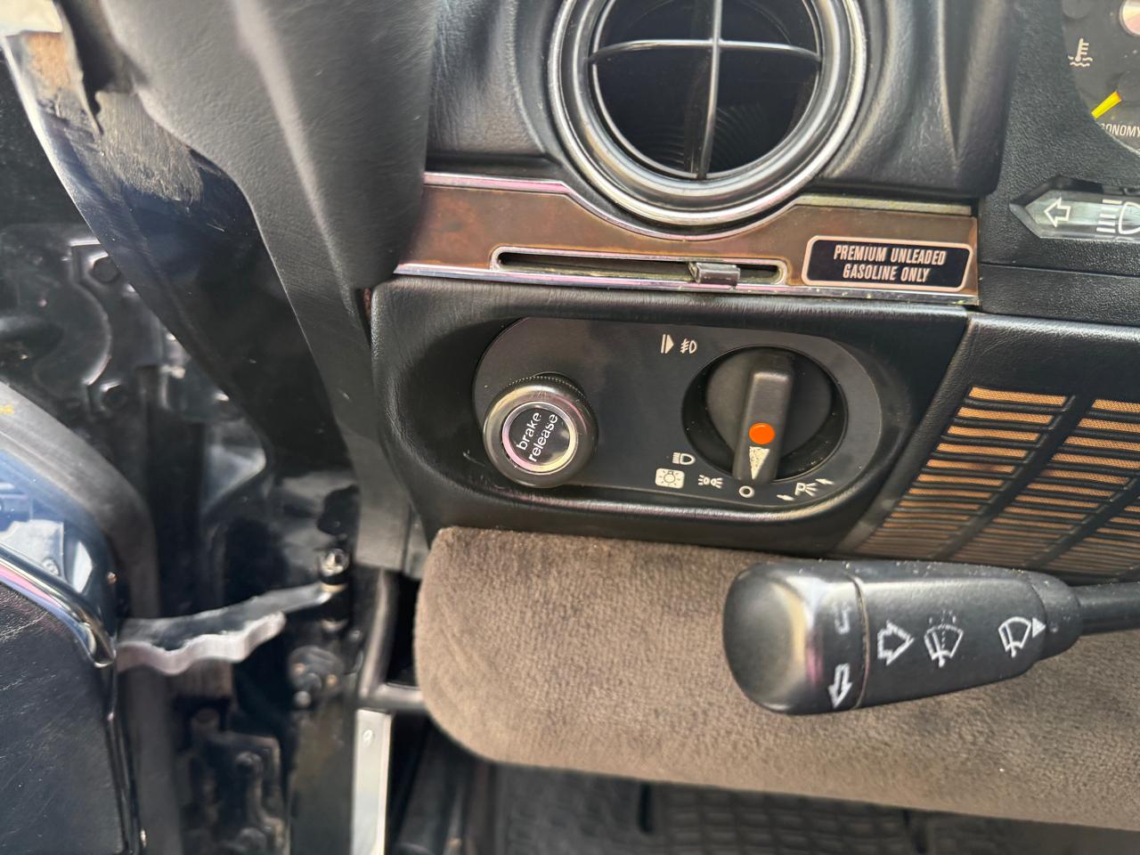 Mercedes-Benz 560 SL coupe 1989