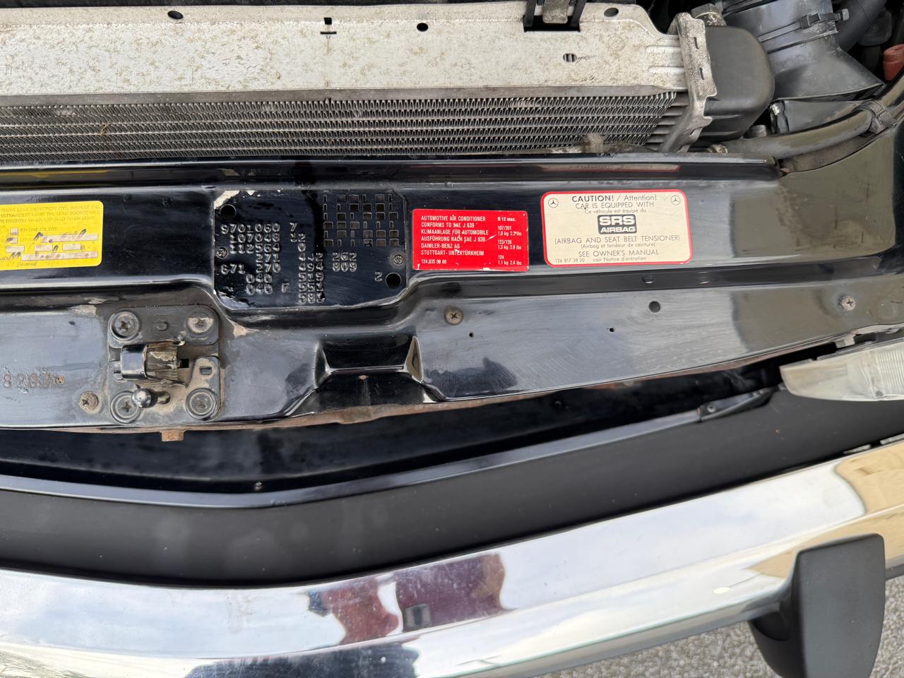 Mercedes-Benz 560 SL coupe 1989