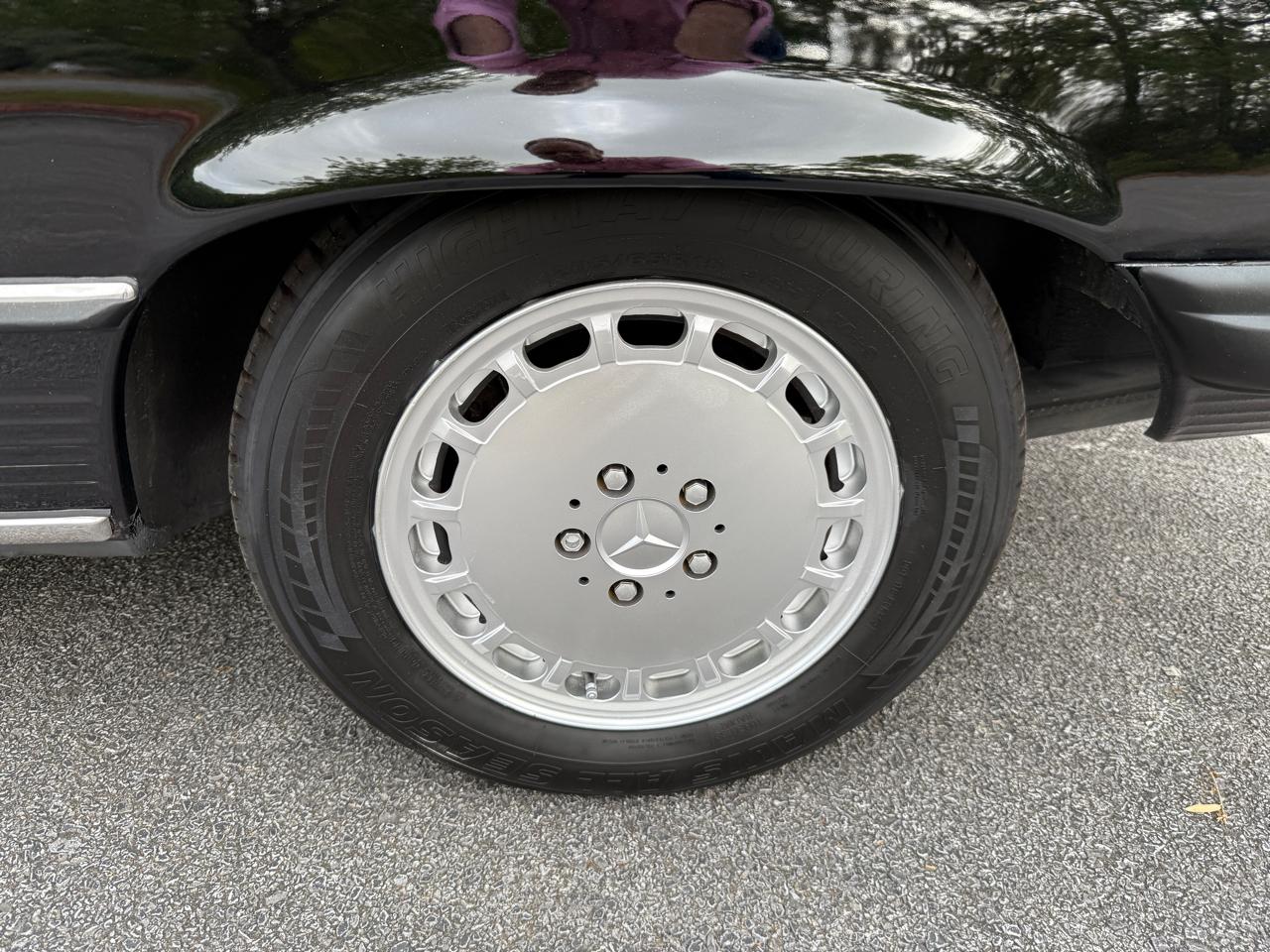 Mercedes-Benz 560 SL coupe 1989